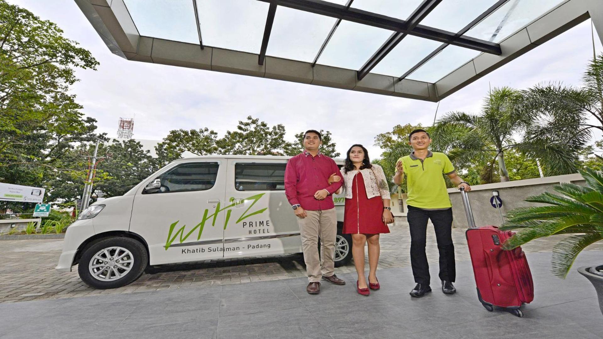 Whiz Prime Hotel Khatib Sulaiman Padang Εξωτερικό φωτογραφία