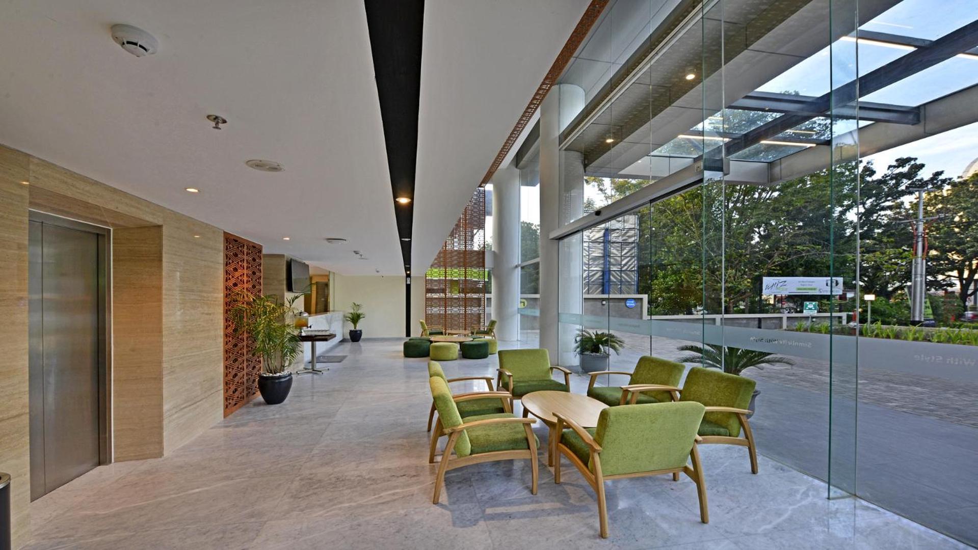 Whiz Prime Hotel Khatib Sulaiman Padang Εξωτερικό φωτογραφία