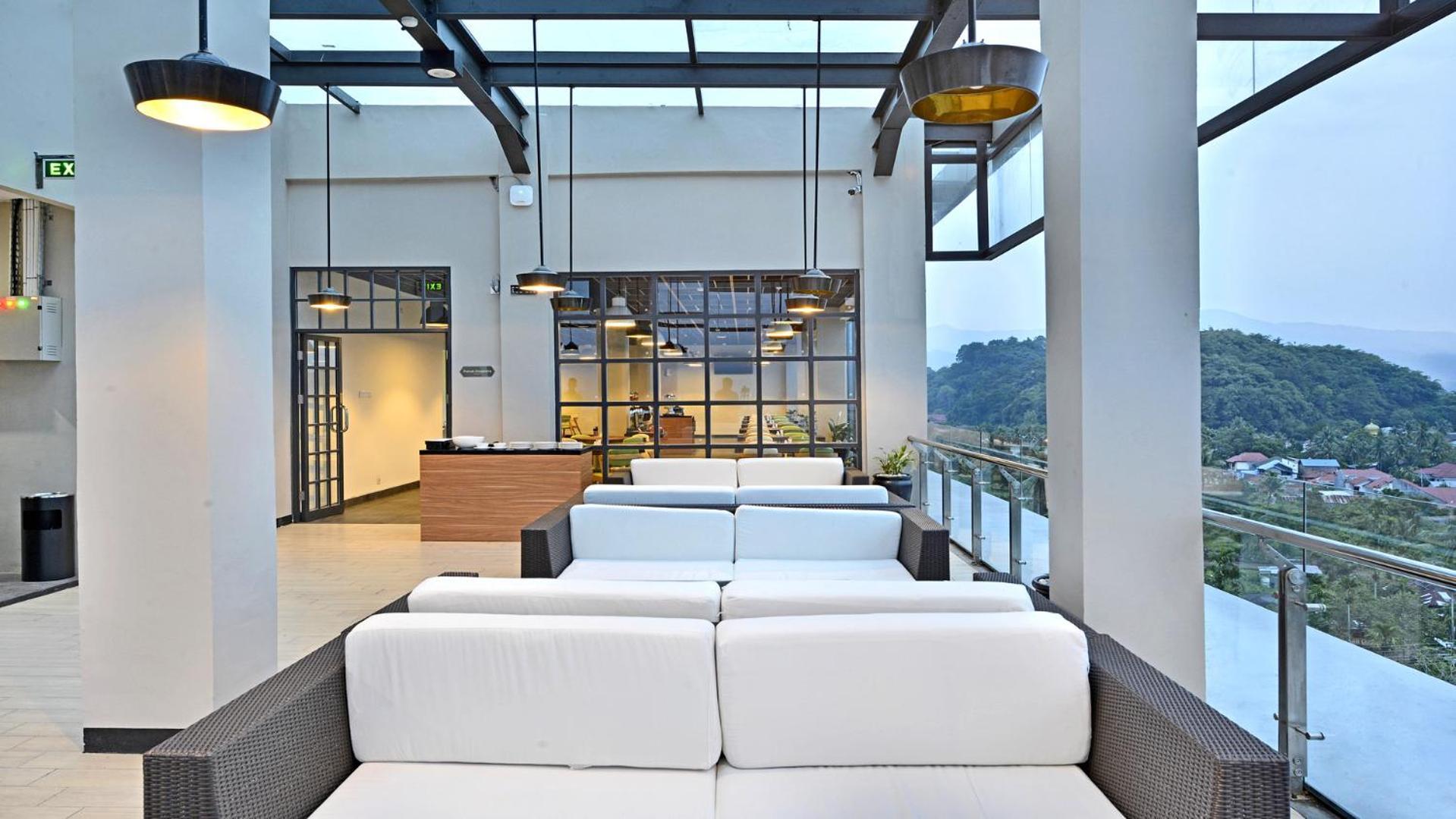 Whiz Prime Hotel Khatib Sulaiman Padang Εξωτερικό φωτογραφία